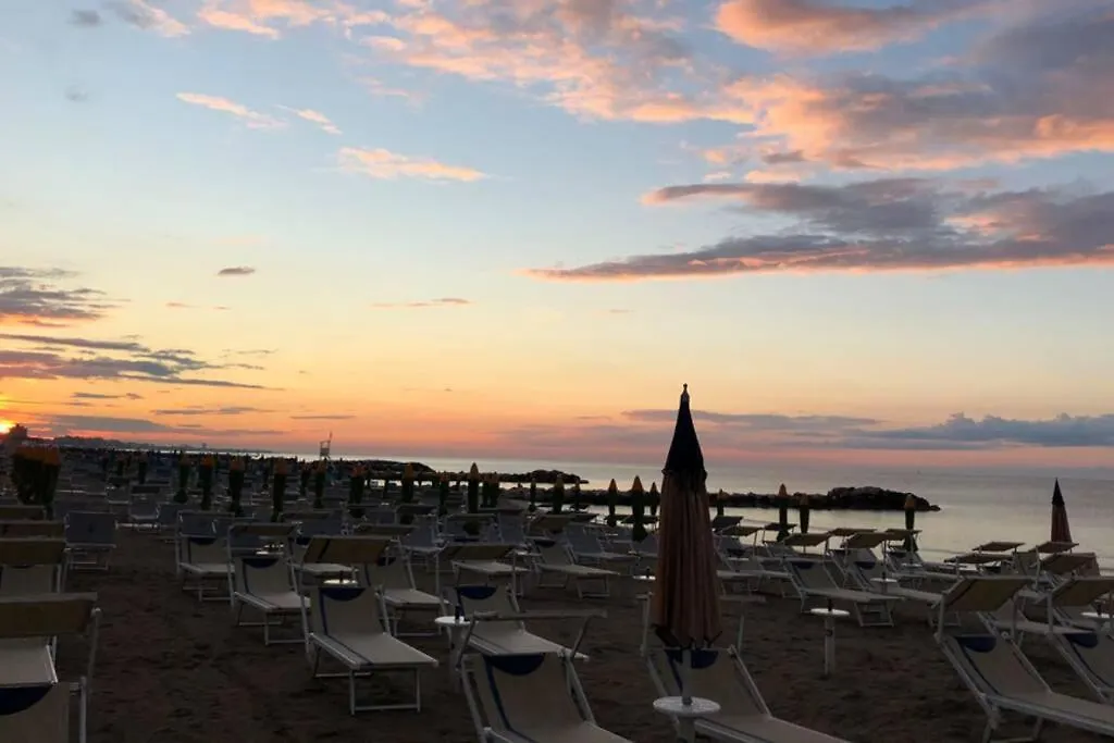 Loved By All - Loft Al Mare Con Free Parking Italy